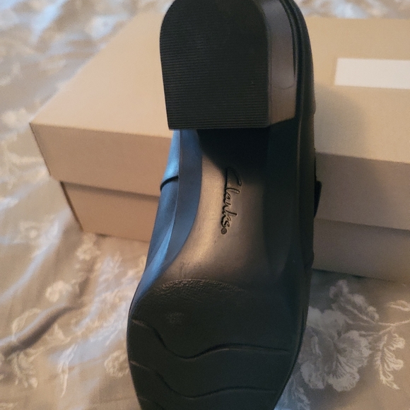 Clark's pump - Picture 3 of 4